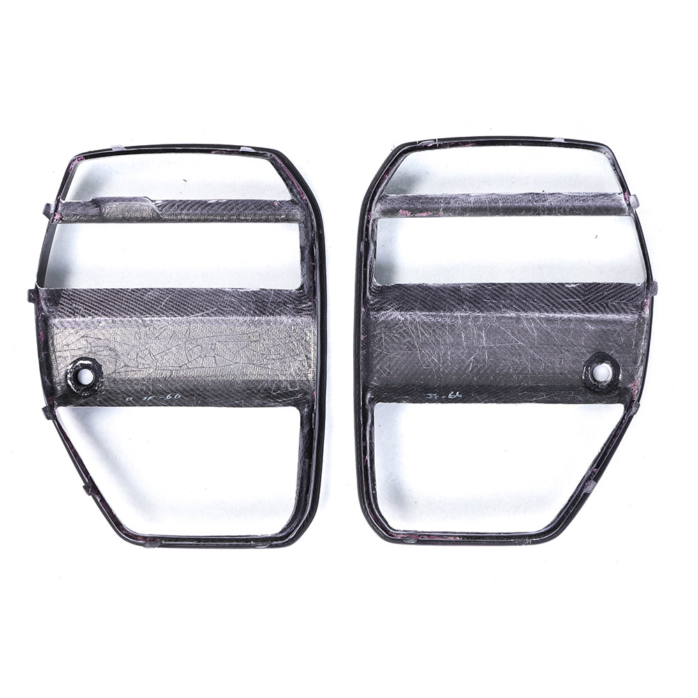 BMW G80 M3 / G82 G83 M4 dry carbon fiber V-Style grille, raw carbon detail