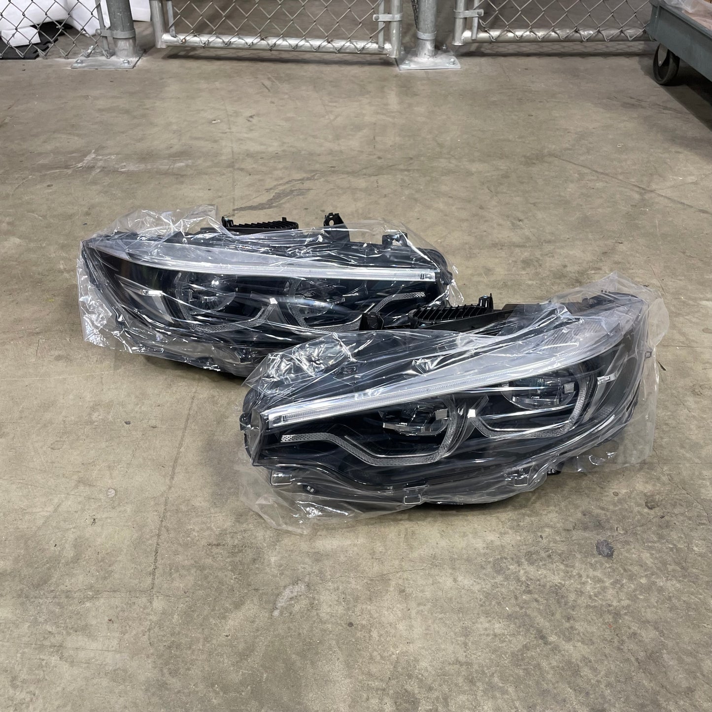 BMW F80 M3 / F82 F83 M4 / F32 F33 F36 4 Series Ikon V3 Headlights Switchable DRLs