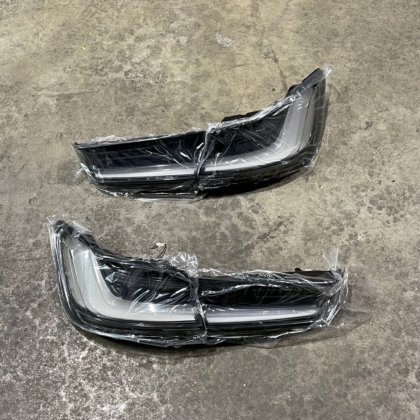 BMW G20 330i M340i / G80 M3 White/Clear OEM Taillights