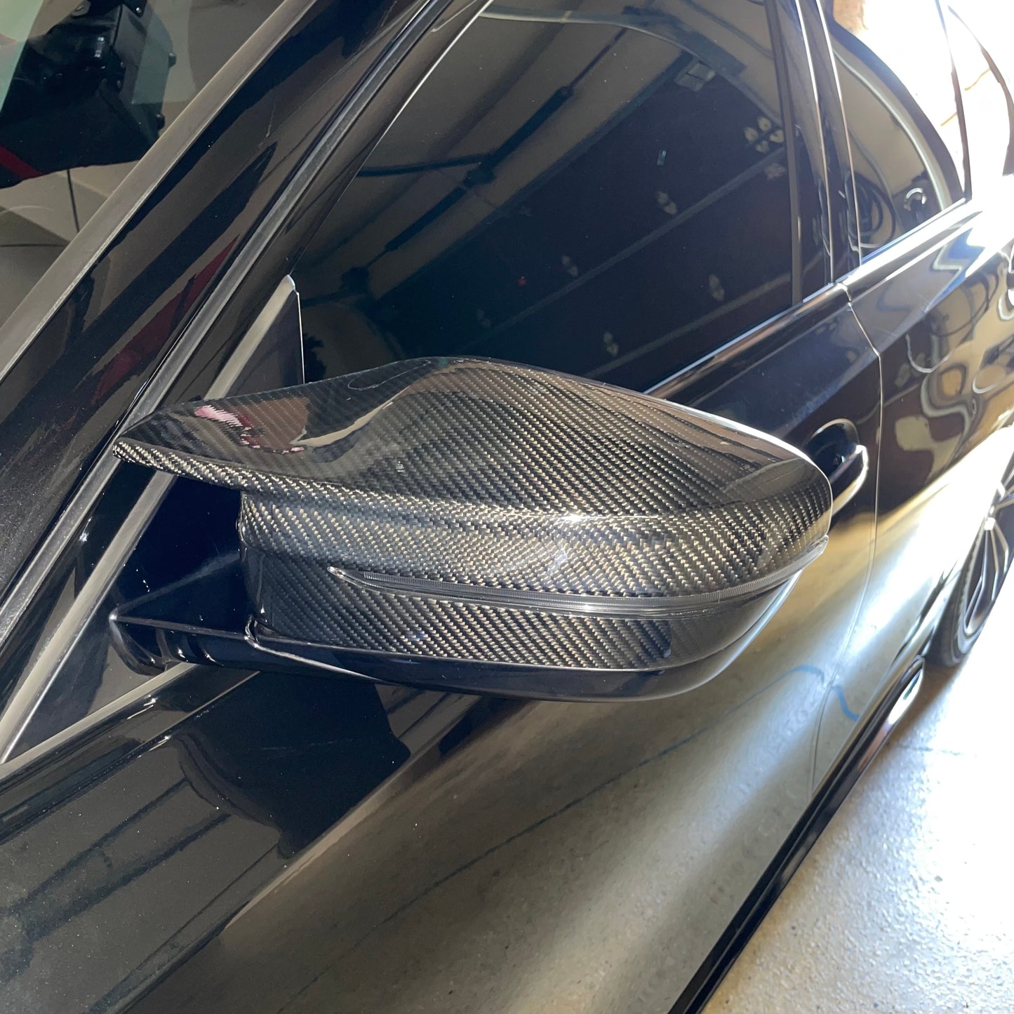 BMW G20 / G22 / G22 / G42 / G26 / G30 Carbon Fiber Mirror Caps